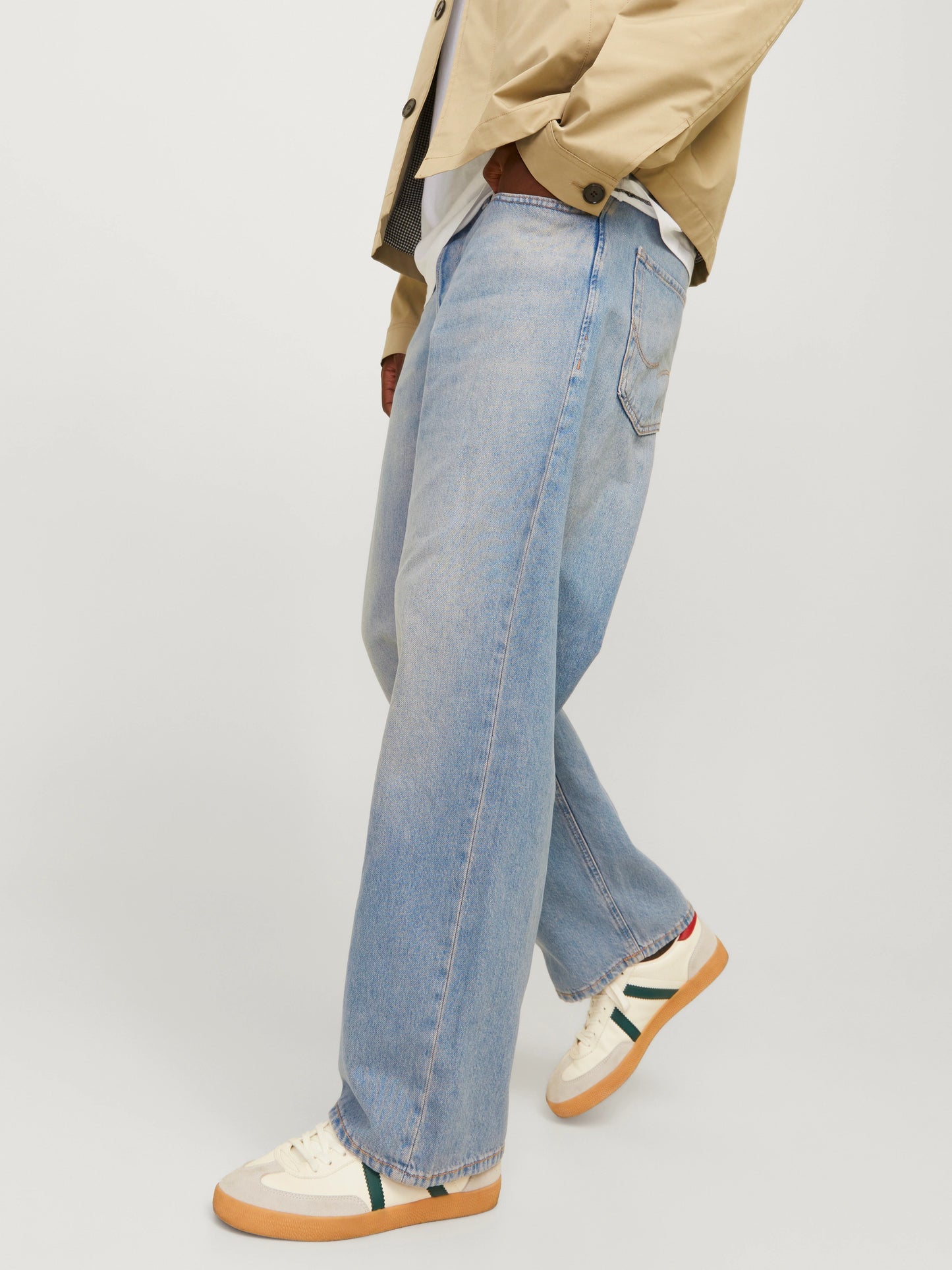 TINT BLUE BAGGY JEANS
