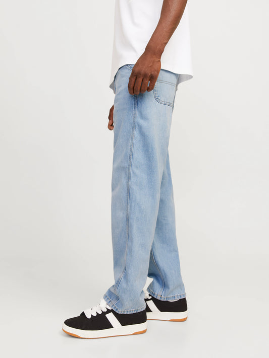 LIGHT BLUE LOOSE FIT JEANS